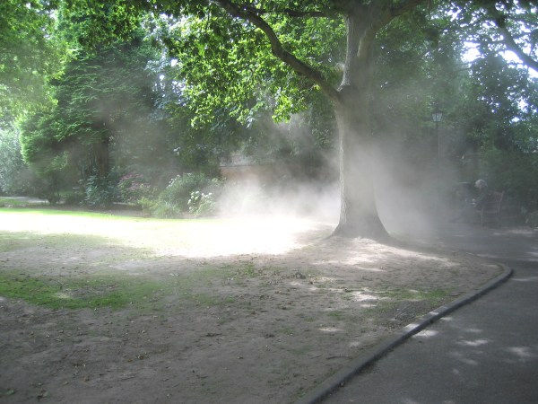 140_4024.jpg (79686 bytes)