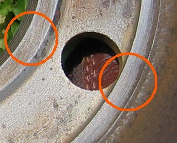 Saab disc original mating surfaces marked.jpg (41283 bytes)