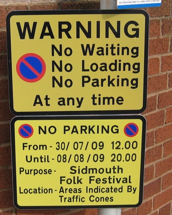 parking signs ham.jpg (131235 bytes)