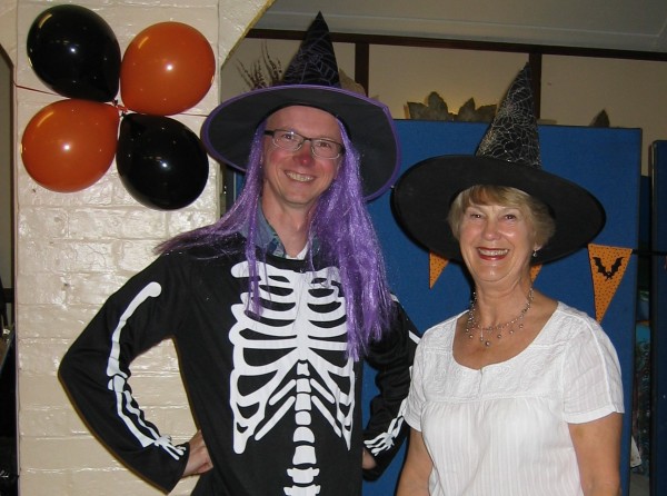 cropsidween2.jpg (74427 bytes)