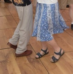 feet12.jpg (45902 bytes)