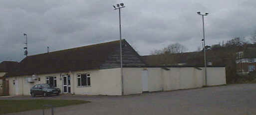 footballone.JPG (37600 bytes)