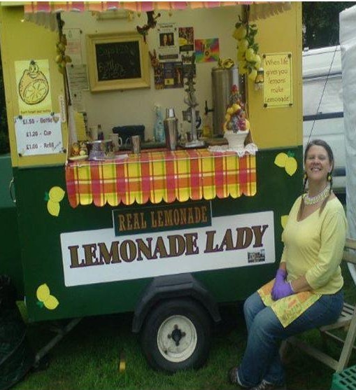 lemonade photo.jpg (77516 bytes)